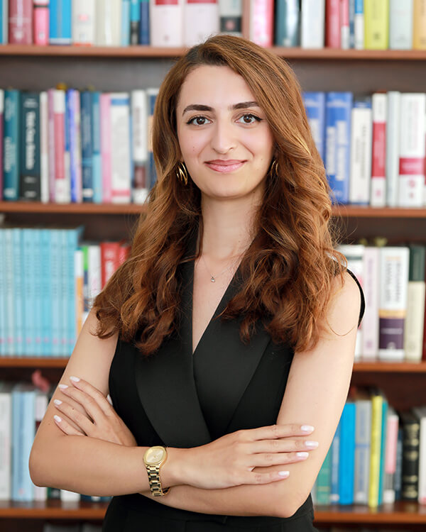 Av. Fatma Nur Kırkpınar